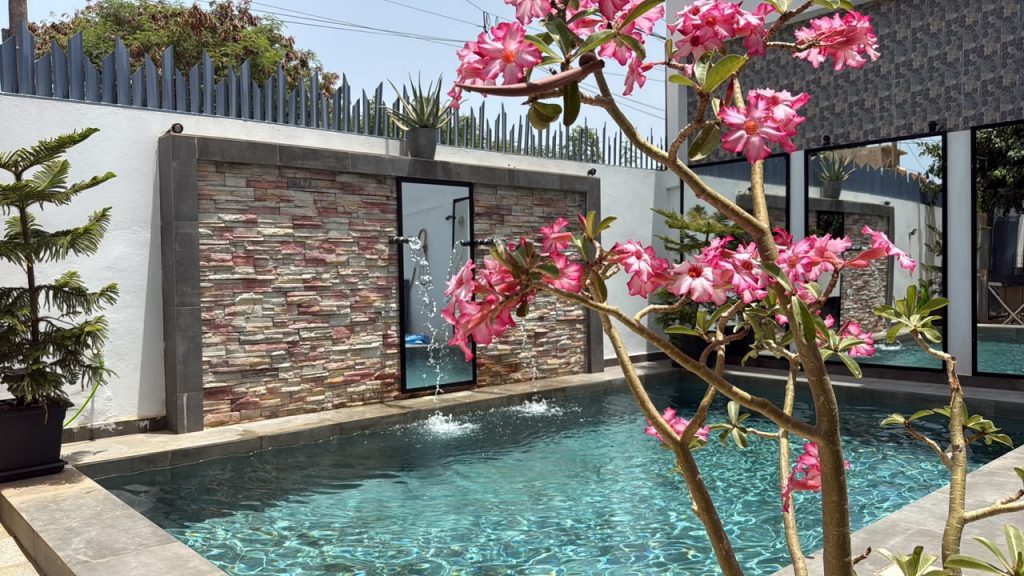 Belle villa de 300m² avec piscine à Ngaparou